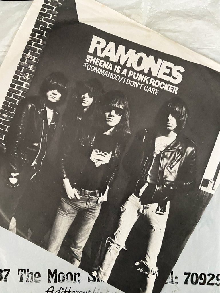 murpworks - musicfan6160 - A Virgin Plastic Bag - Ramones - Sheena front cover image