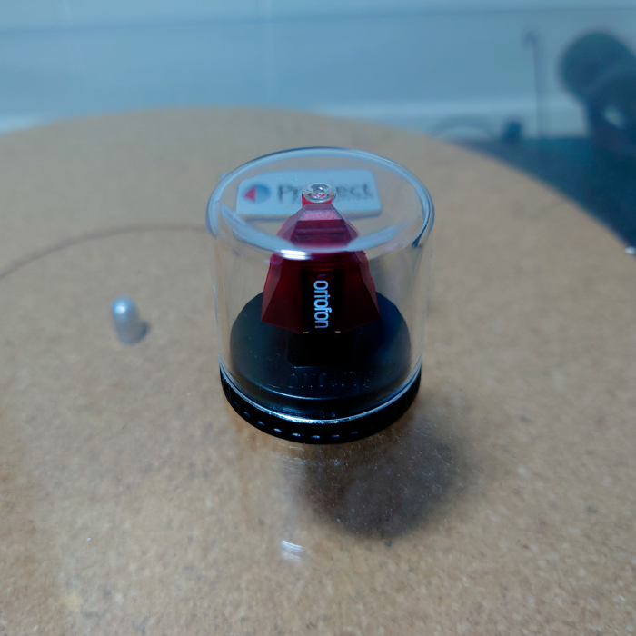 musicfan6160 - A Vinyl Revolution? - Ortofon Red 2M stylus image