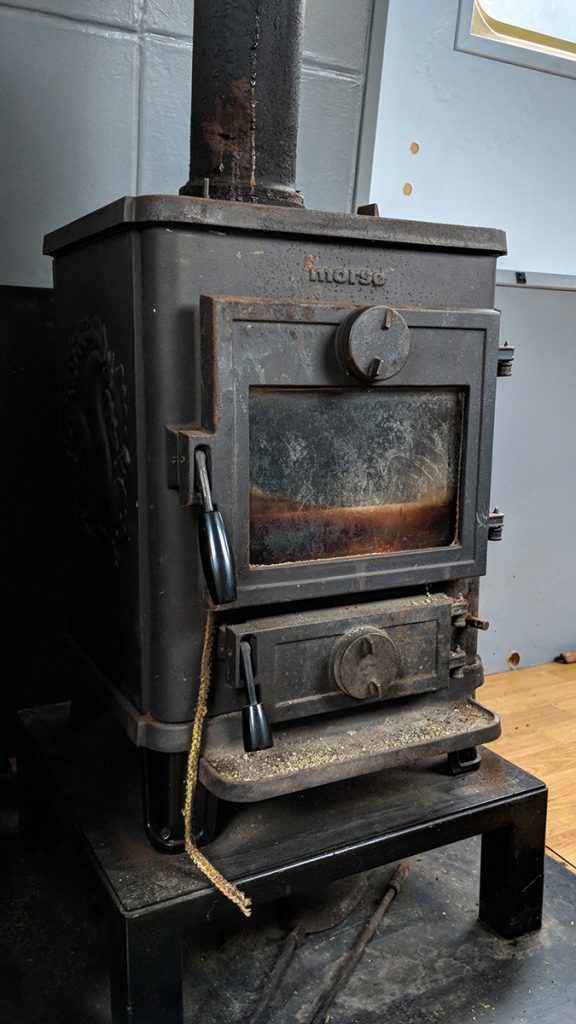 murpworks - The Tales of Silverdale - A New Squirrel - Multi-fuel Stove image